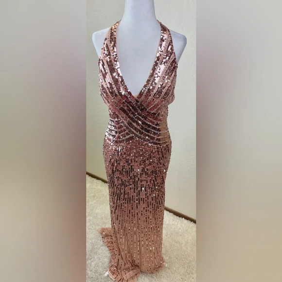 NWT Mac Duggal Faux Wrap Sequin Embellished Cut Out Back Sleeveless size 4 #5390 - Picture 4 of 10